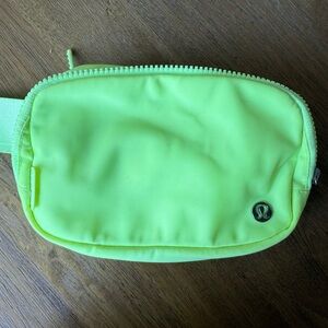 Lululemon Faded Zap Belt Bag